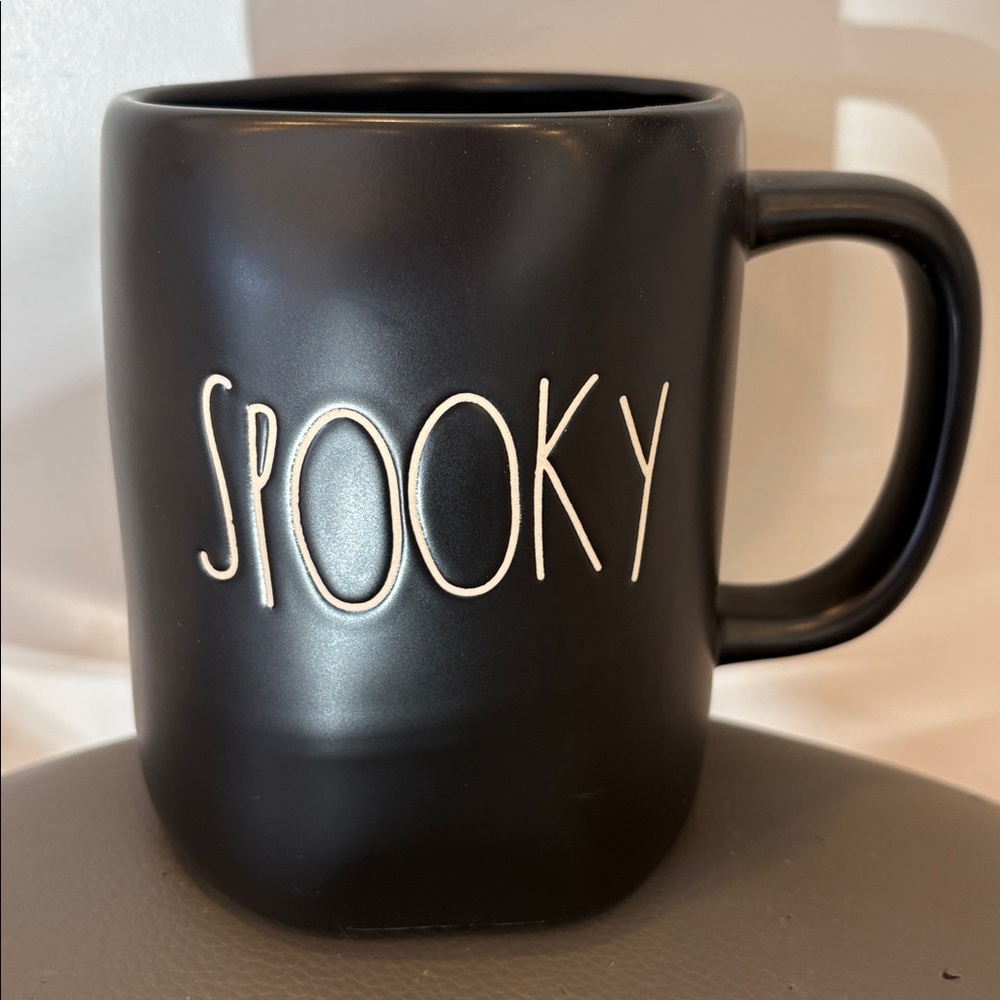 Rae Dunn Large Artisan Collection Ceramic Halloween Coffee Mug, "SPOOKY", 20 Oz